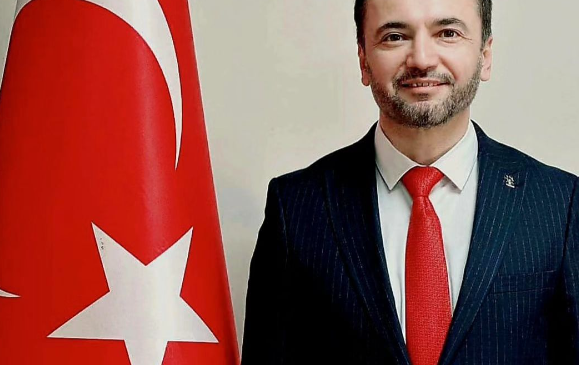 Ak Parti Kastamonu Merkez İlçe Başkanı Akif Güzel Akp’den ayrıldı