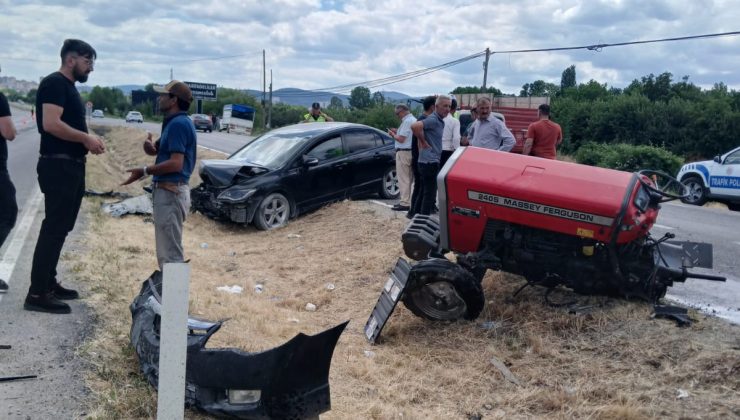 Kaza’da Traktör ikiye bölündü