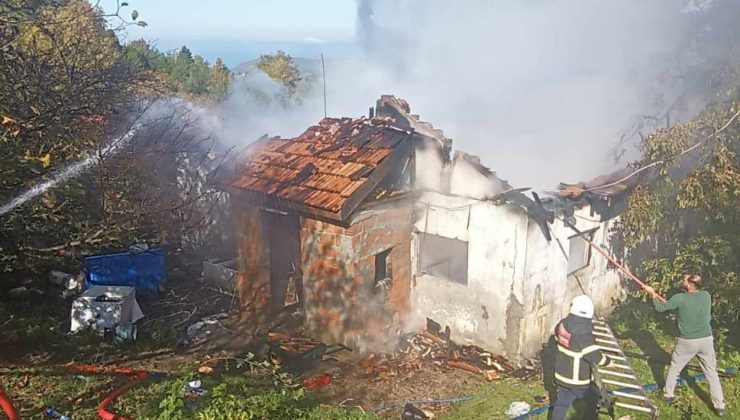 Çatalzeytinde bulunan bir evde yangın çıktı