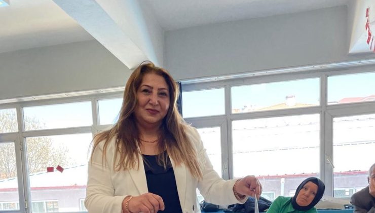 Ayten Urganioğlu’ndan iktidara eleştiri tufanı