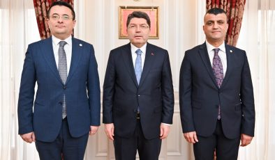 Baro Başkanı Özgür Demir’den Adalet Bakanı Yılmaz Tunç’a Ziyaret