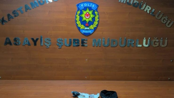 Kastamonu İl Emniyet Müdürlüğü Ekiplerince denetimde uyuşturucu madde ele geçirildi