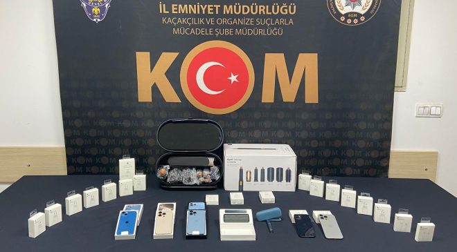 Emniyet ekiplerince Kaçak telefonlar ve aparatlar ele geçirildi