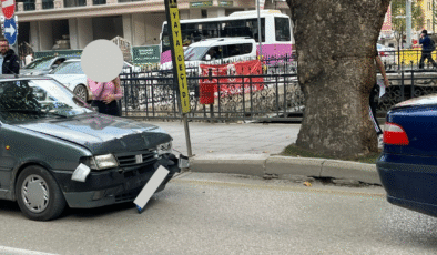 Kastamonu’da maddi hasarlı kaza