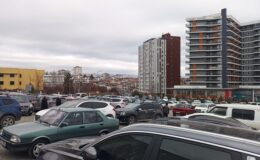 Hastaneye Giden Park Yeri Arıyor