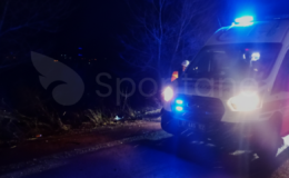 Direksiyon Hakimiyetini Kaybetti Otomobil Şarampole Yuvarlandı