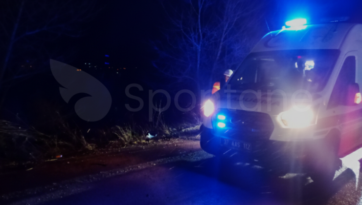 Direksiyon Hakimiyetini Kaybetti Otomobil Şarampole Yuvarlandı