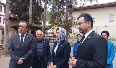 Kevser Ofluoğlu’ndan Şeyh Şaban-ı Veli Türbesi’ne Ziyaret(Videolu)