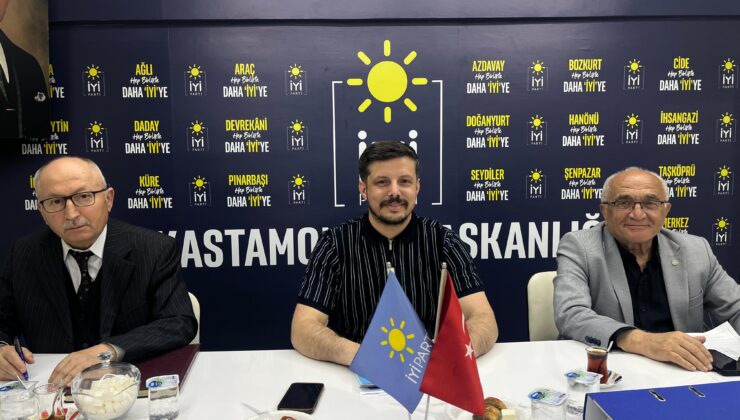 İYİ Parti İlçe Başkanı Tan:”Siyaset; şov değil, çözüm üretme makamıdır”