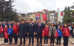 (Video Haber) 23 Nisan’a özel çelenk Bırakma Töreni gerçekleştirildi