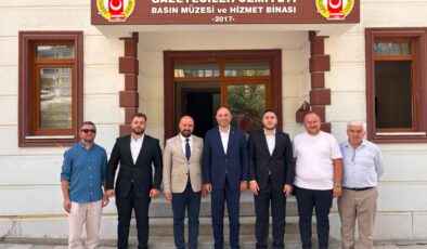 Yaşar Özdemir ve ekibi KGC’yi ziyaret etti
