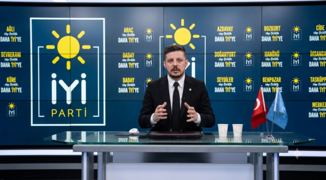 Onur Tan’dan Özdemir’e Sert Tepki: “Şakşakçılık mı Yapalım?”