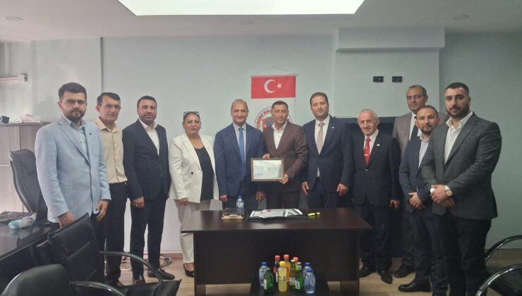 A Parti Genel Başkan Yardımcısı İşcan, KAL-DER Yönetimiyle Bir Araya Geldi