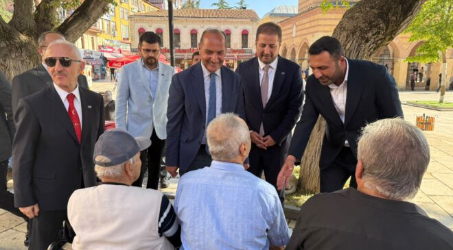 İşcan, Kastamonu’da vatandaş ve esnafın nabzını tuttu