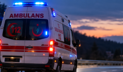 Devrekani’de Traktöre Çarpan Otomobilde 1 Kişi Yaralandı