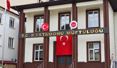 Müftülük Cumhuriyet’in 103. Yılında da Atatürk’ün Fotoğrafına Yer Vermedi