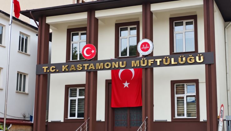 Müftülük Cumhuriyet’in 103. Yılında da Atatürk’ün Fotoğrafına Yer Vermedi